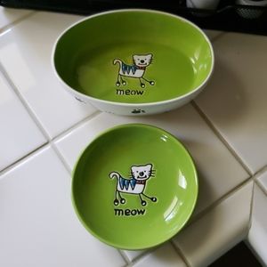 Petrageous Designs Cat Dishes - Set of 2